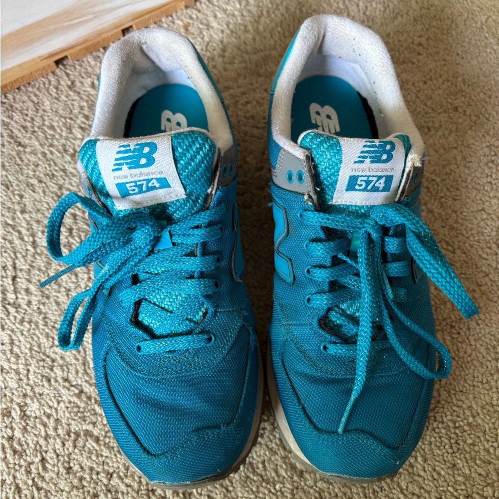 New Balance 574 in “Vivid Ozone”
